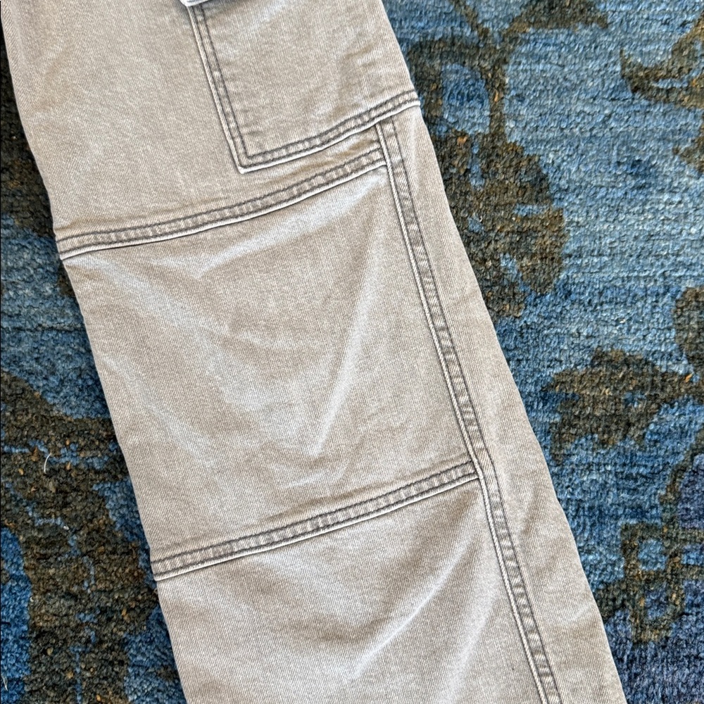 Gray Cargo Pants - Picture 2 of 3